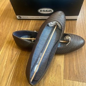 NWT Dr Scholl’s Giorgie Flats, Size 10, in Brown Python